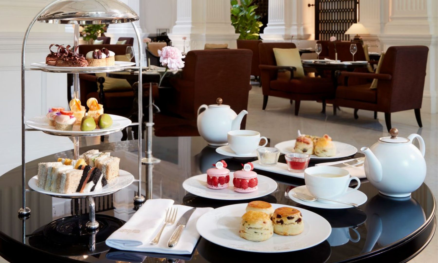 季節ごとにこだわりのアフタヌーンティーをお楽しみください（90分間）